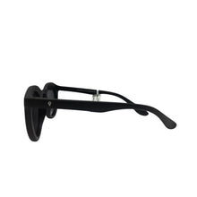 Load image into Gallery viewer, Zoomer That's Fire Kids Sunglass