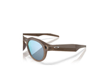Load image into Gallery viewer, Oakley Meta HSTN OW8002 Prizm Deep Water Polarized Sunglass