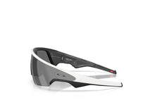 Load image into Gallery viewer, Oakley Meta Vanguard Prizm Black Sunglass