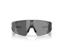 Load image into Gallery viewer, Oakley Meta Vanguard Prizm Black Sunglass