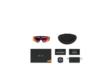 Load image into Gallery viewer, Oakley Meta Vanguard Prizm Transitions Ember Sunglass