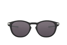 Load image into Gallery viewer, Oakley 9439 Sunglass