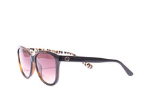 Load image into Gallery viewer, Guess 7828 Sunglass
